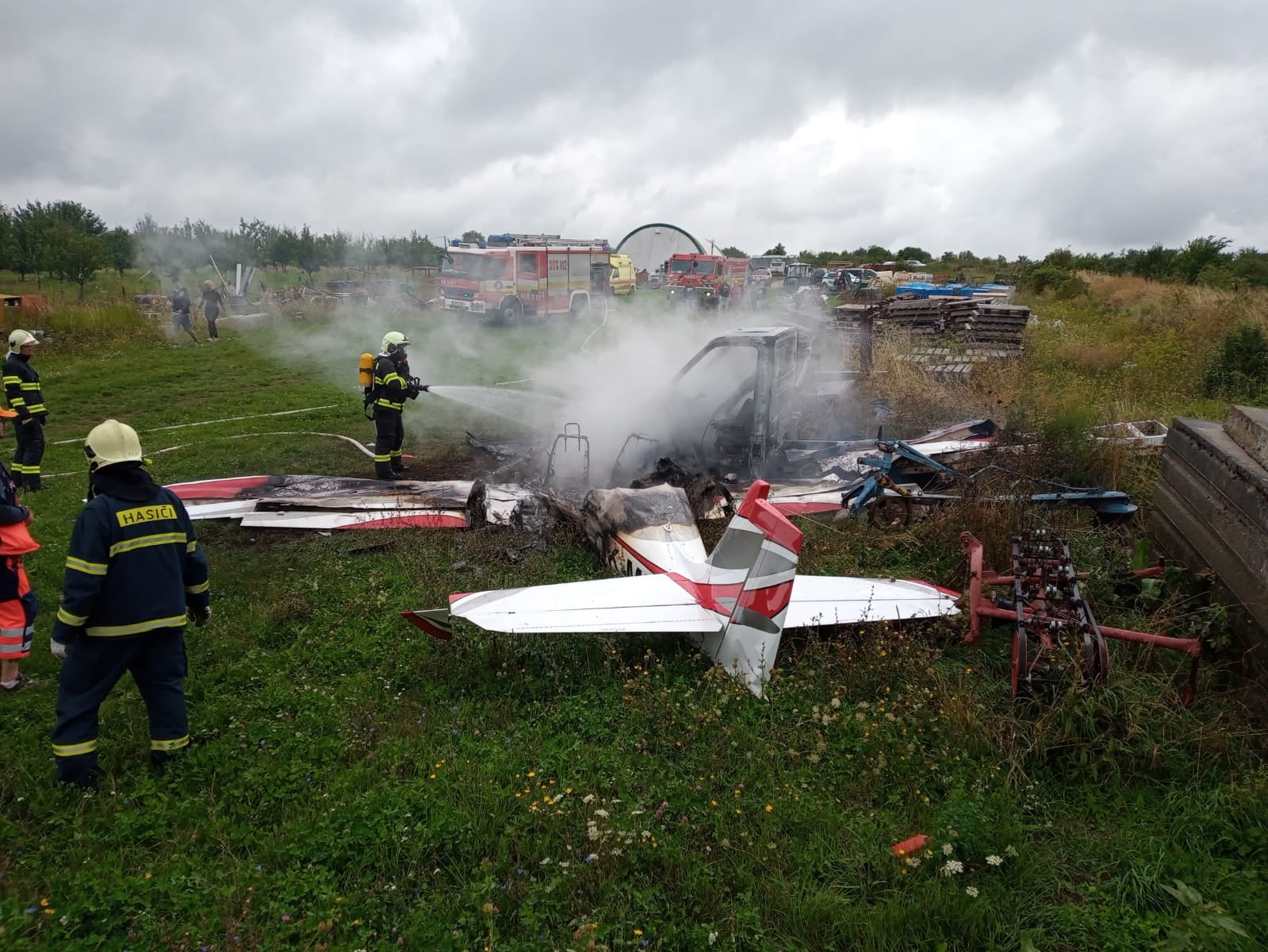 В Словакии потерпел крушение самолет: выживших нет (ФОТО)  - фото 2