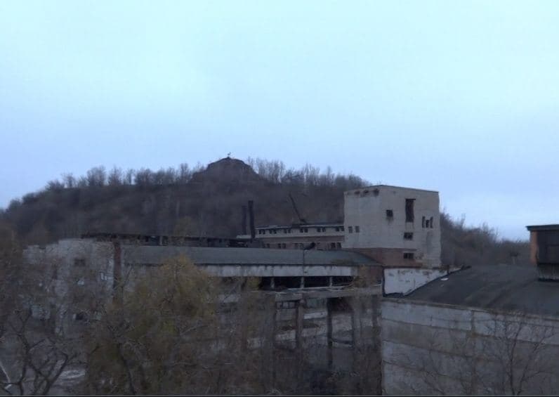 В Мережі показали, як виглядає в’язниця «ДНР»: моторошні фото - фото 2