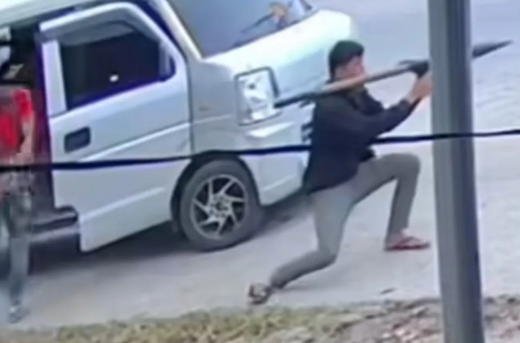 На Филиппинах мэра города пытались убить с помощью гранатомета (ФОТО, ВИДЕО) - фото 2 На Филиппинах мэра города пытались убить с помощью гранатомета (ФОТО, ВИДЕО) - фото 2