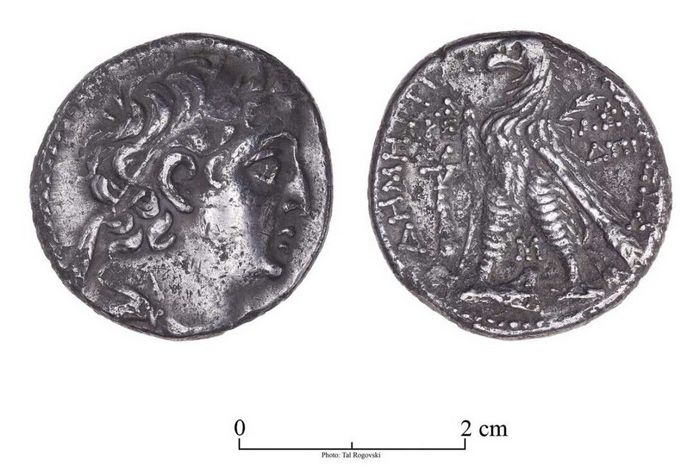 В Ізраїлі знайдена монета часів Ісуса Христа (ФОТО) - фото 2