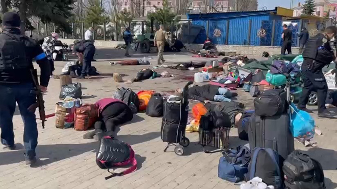 Удар по вокзалу в Краматорську: понад 30 загиблих, кількість поранених перевищила сотню - фото 2