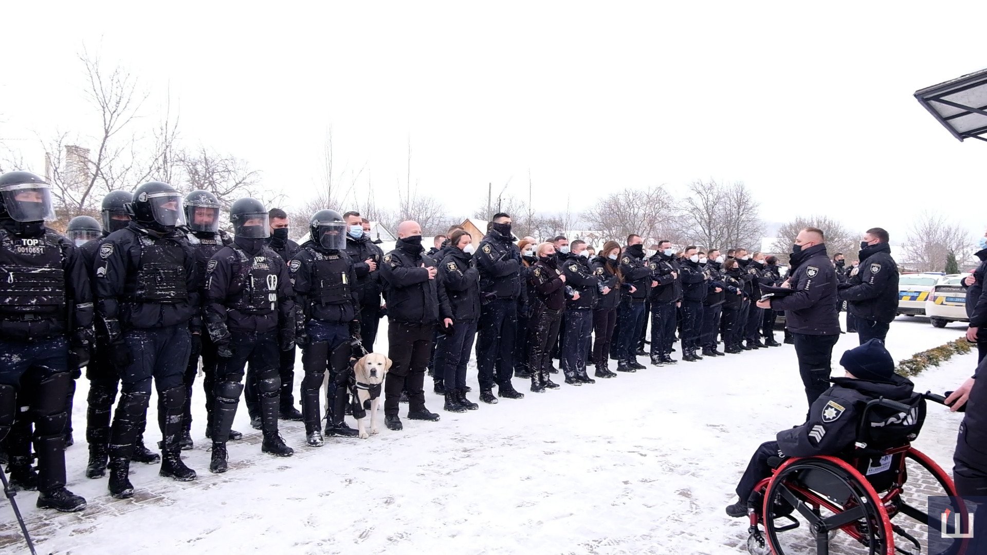 Осуществить заветную мечту: в Черновцах больного раком мальчика приняли в ряды полиции (ФОТО, ВИДЕО) - фото 4
