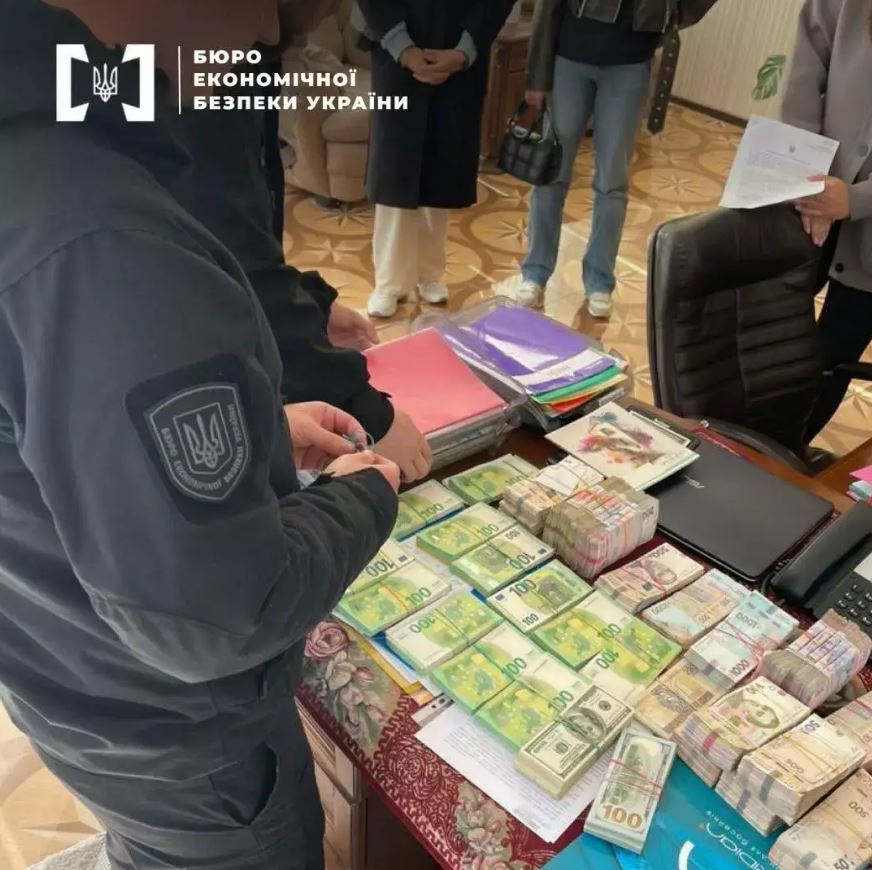 «Фруктовое дело» БЭБ во Львове: неужели импортеру фруктов «простили» 36 млн неуплаченных налогов - фото 2