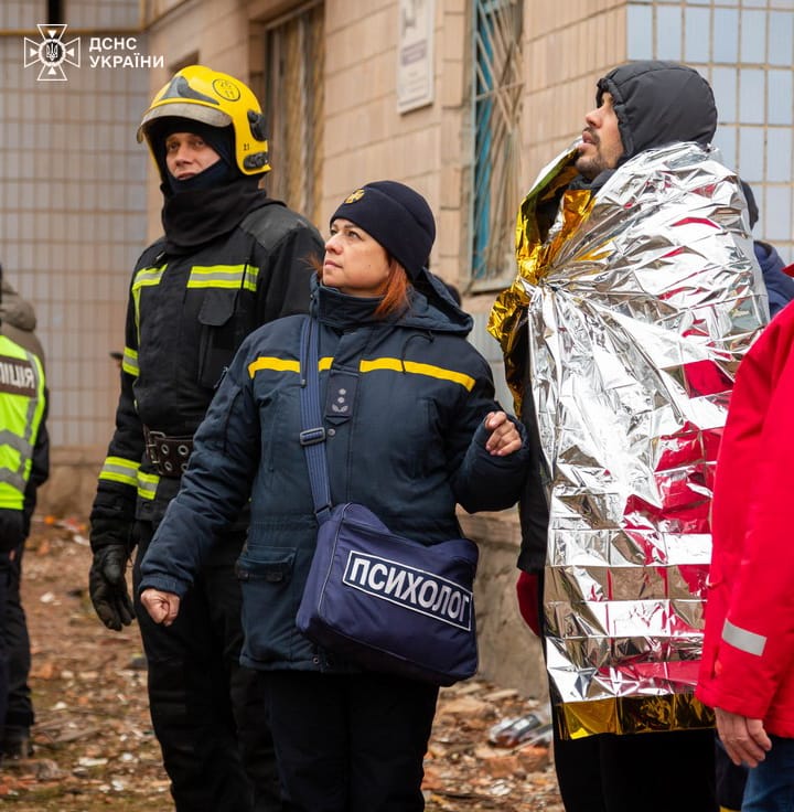 В Тернополе мужчина дождался жену и детей: спасатели достали их тела (ОБНОВЛЕНО) - фото 2