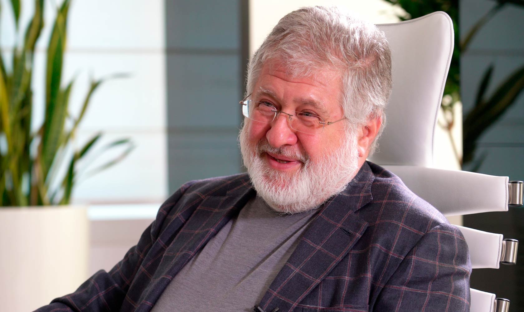 миллиардер игорь коломойский. где сейчас коломойский 2023. игорь коломойский молодой. коломойский игорь валерьевич. олигарх игорь коломойский.