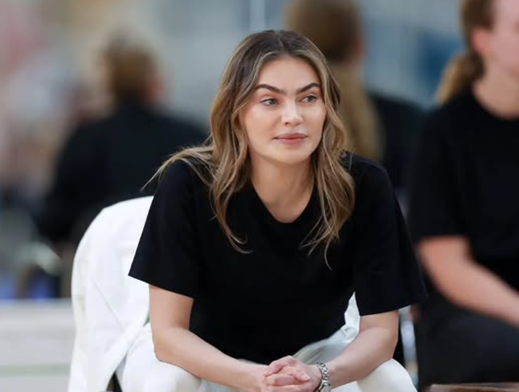 Як зараз виглядає 43-річна коханка Путіна: з'явилися нові фото - фото 2 Як зараз виглядає 43-річна коханка Путіна: з'явилися нові фото - фото 2