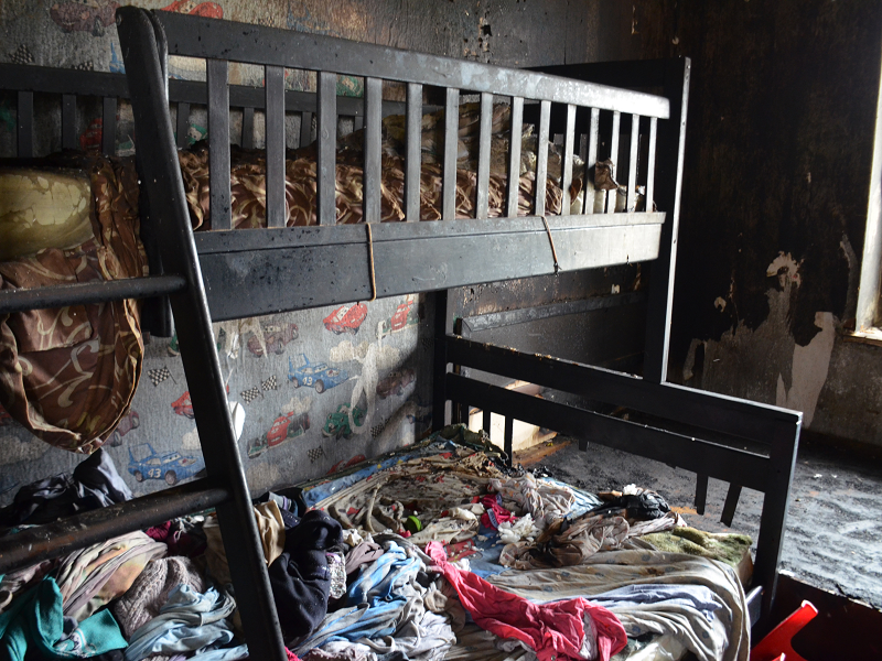 На Миколаївщині жінка винесла з пожежі трьох дітей: які причини загоряння - фото 2