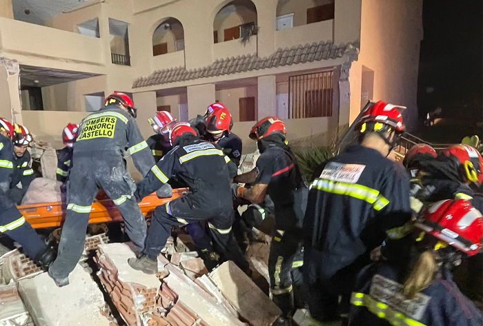 В испанской провинции обрушился жилой дом: сколько людей пострадало - фото 2