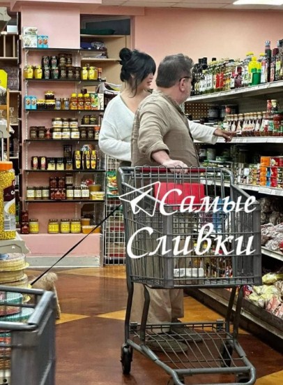 Повівся неадекватно, грубо: російський шоумен накинувся на дівчину в США - фото 2