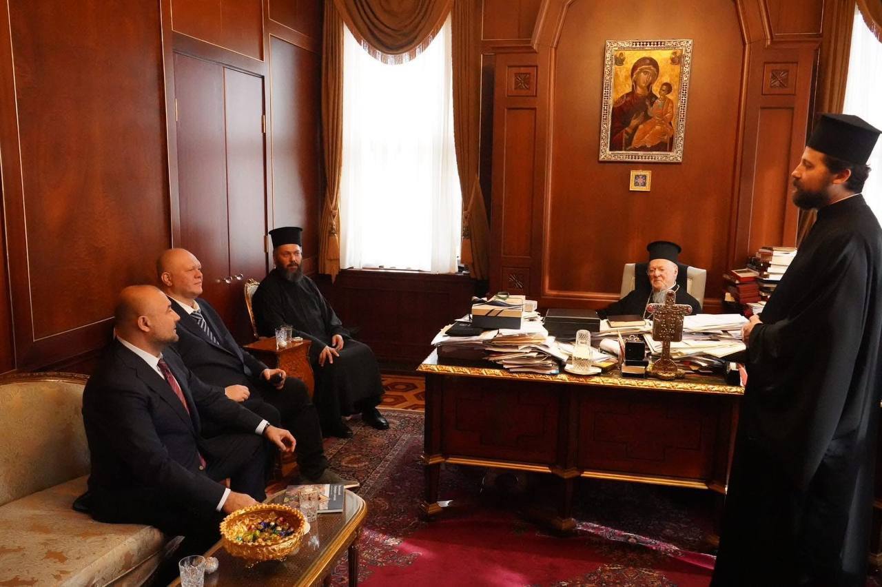 Вселенський Патріарх зустрівся з благодійниками, які підтримують українські парафії в Австрії та Угорщині - фото 2 Вселенський Патріарх зустрівся з благодійниками, які підтримують українські парафії в Австрії та Угорщині - фото 2