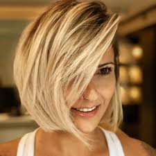 Ці стрижки «з’їдають» щоки: експерти назвали ідеальні варіанти для круглого обличчя навесні 2026 - фото 2 Ці стрижки «з’їдають» щоки: експерти назвали ідеальні варіанти для круглого обличчя навесні 2026 - фото 2