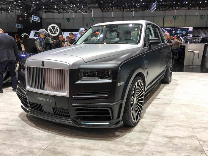 Шик и роскошь: Rolls-Royce получил невероятный тюнинг - фото 2