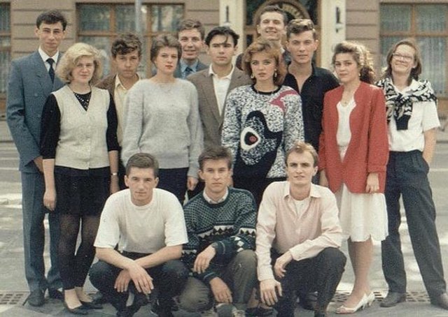 Ледь впізнати: Святослав Вакарчук показав студентські фото - фото 3