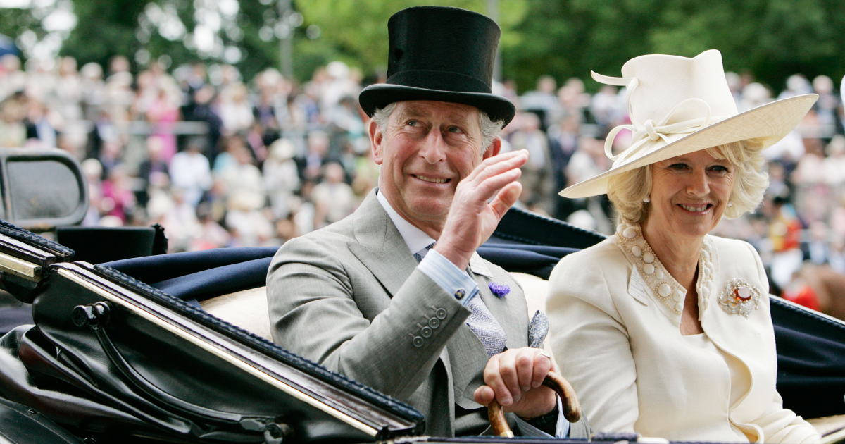 История отношений принца Чарльза и Камиллы: от скрытых встреч до королевского союза - фото 4