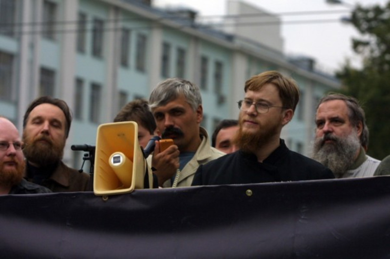 ”Ряженый патриот”: скандальные заявления Корчинского и дружба с пророссийскими политиками - фото 2