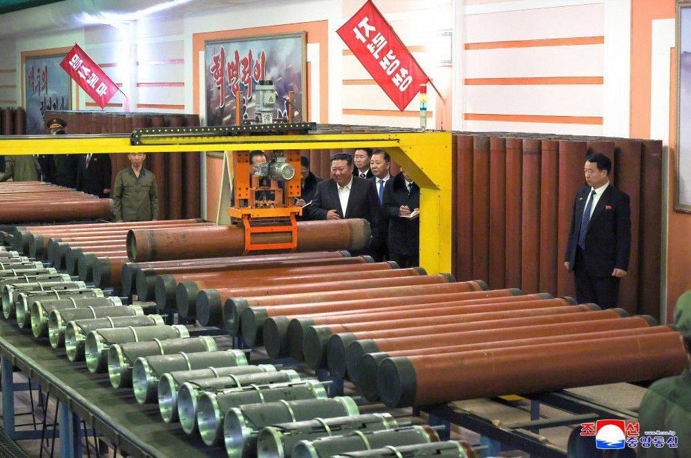 У КНДР показали виробництво ракет, якими Росія б’є по Україні - фото 2