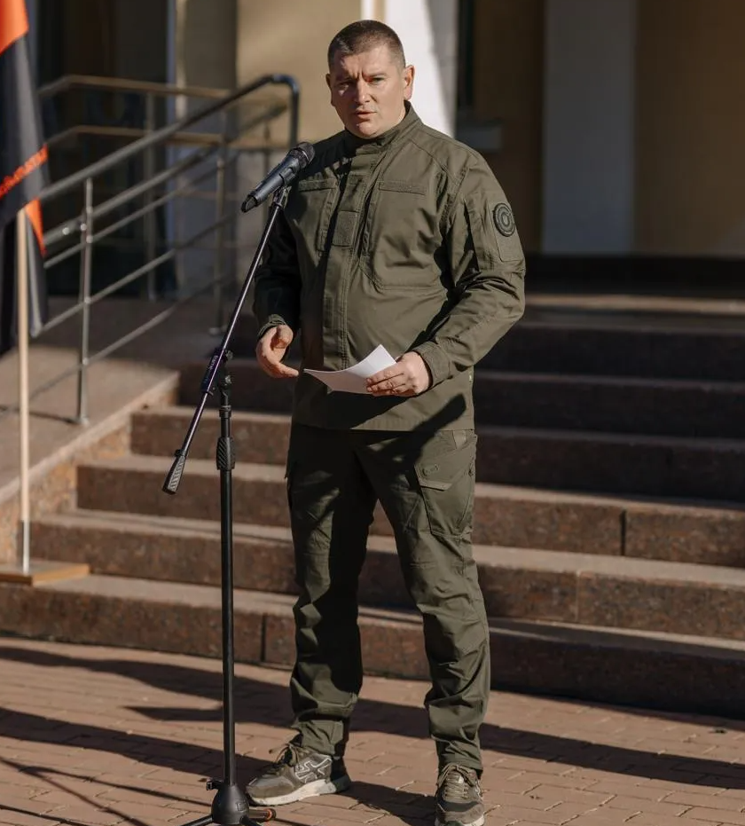 Более 600 тысяч долларов нашел в гараже бабушки: глава Госэкоинспекции объяснил свое состояние - фото 2 Более 600 тысяч долларов нашел в гараже бабушки: глава Госэкоинспекции объяснил свое состояние - фото 2