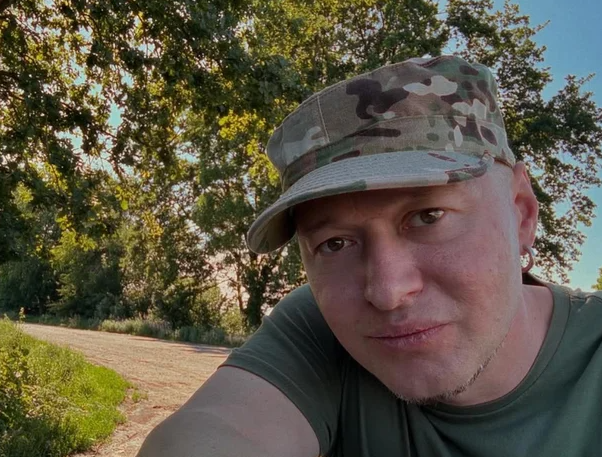 Хливнюк, Сенцов, Ярмак и другие: какие украинские звезды ушли воевать на фронт (ФОТО) - фото 2 Хливнюк, Сенцов, Ярмак и другие: какие украинские звезды ушли воевать на фронт (ФОТО) - фото 2