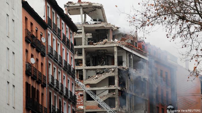 В Мадриде взорвался отель - фото катастрофы - фото 2