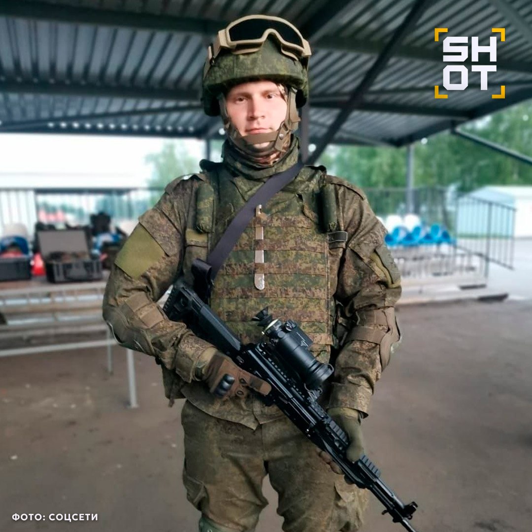 Експомічник Жириновського та герой мему «Сафонов, оплати!» відправився до шефа - фото 2 Експомічник Жириновського та герой мему «Сафонов, оплати!» відправився до шефа - фото 2