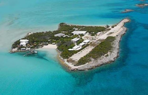 У кого из знаменитостей есть личный остров (ФОТО) - фото 2