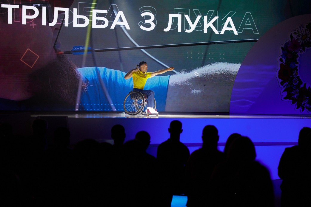 Все вы - уже чемпионы: как президент провел украинских паралимпийцев в Токио - фото 3