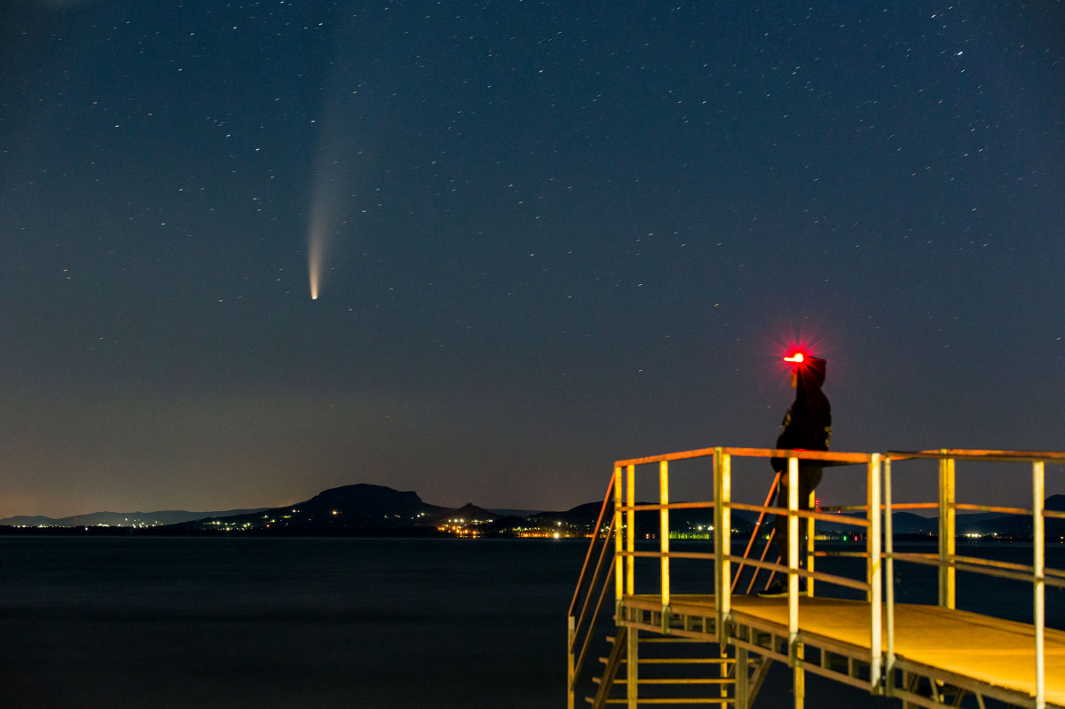 Захопливі знімки комети Neowise з різних країн опубліковані в Мережі (ФОТО) - фото 9