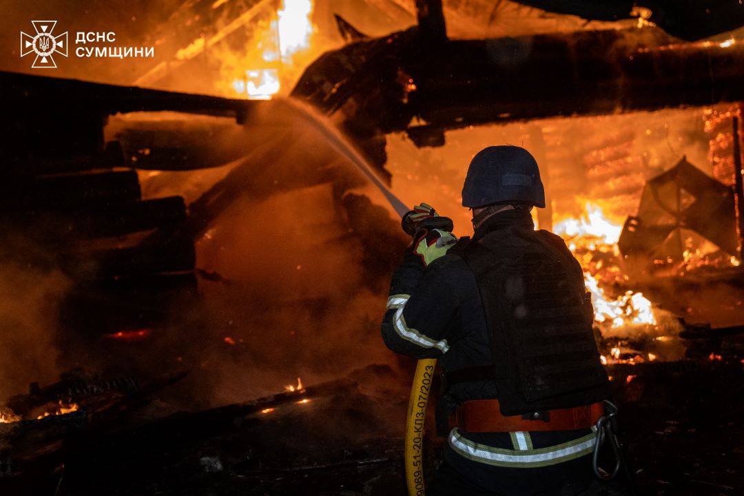 Окупанти вдарили по дитячому центру у Сумах: що відомо - фото 2