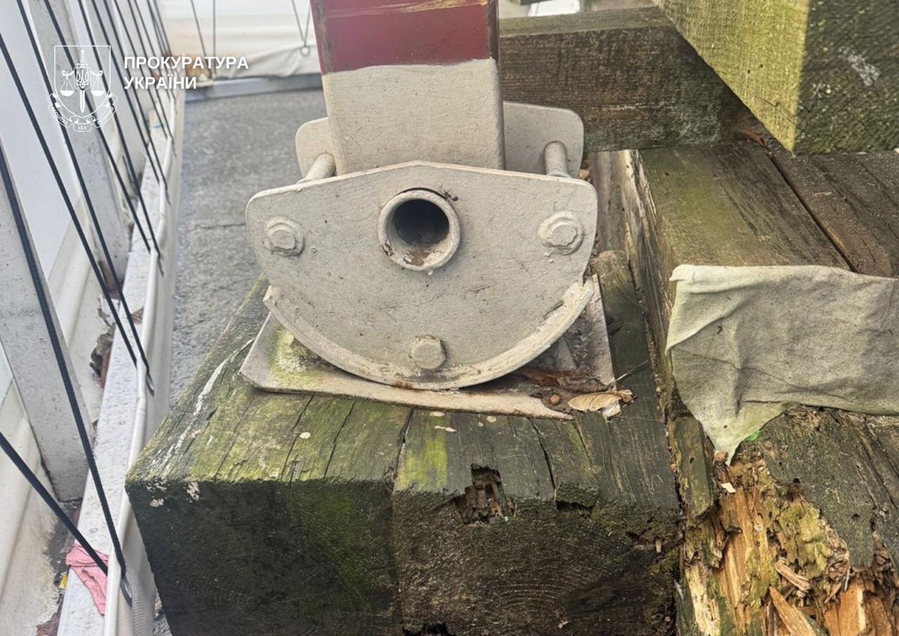 У Києві на Подолі Колесо огляду в аварійному стані: є загроза життю людей (ФОТО) - фото 2