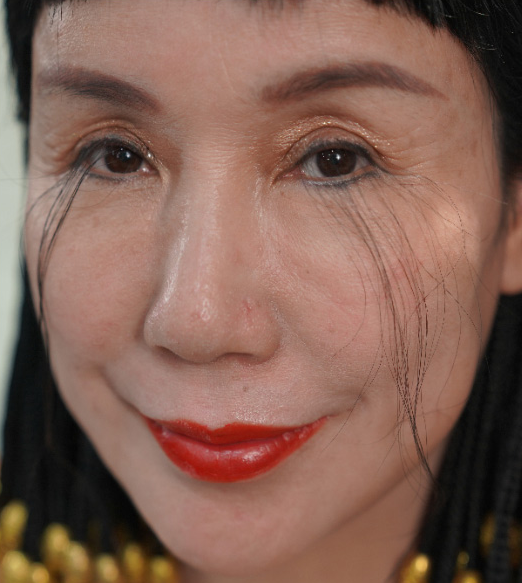 Жінка відростила найдовші вії у світі: як вона виглядає (ФОТО) - фото 2