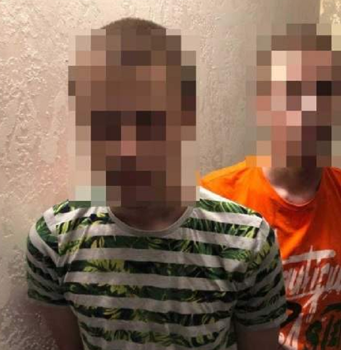В Ровно двое подростков напали на прохожую с ножом: как отреагировали в полиции - фото 2