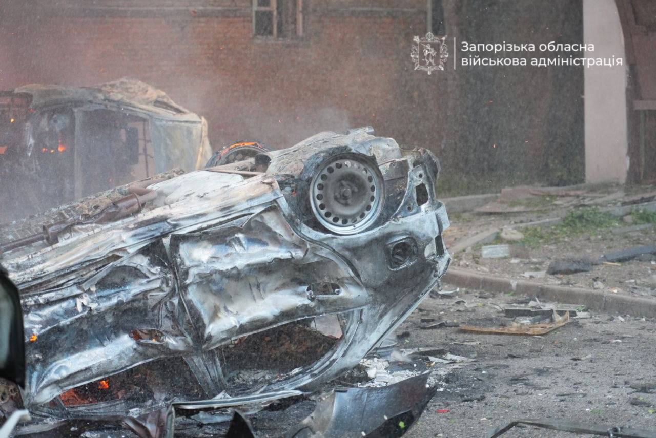 «Іскандери» атакували середмістя Запоріжжя: окупанти реалізують план щодо тотального терору цивільних - фото 2