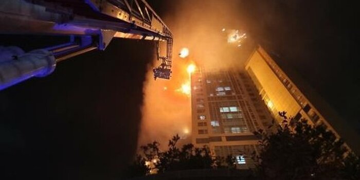 ФОТОФАКТ: В Южной Корее горит 33-этажный дом - фото 5
