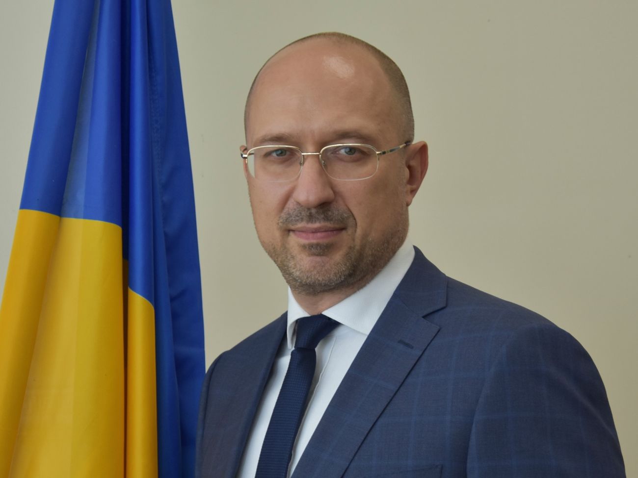 Премьер министр киев. Премьер министр Шмыгаль. Шмыгаль фото премьер-министр Украины.