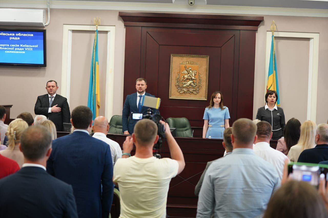 Киевские областные депутаты поддержали главу ОГА Василия Володина и выразили ему абсолютное доверие - фото 3
