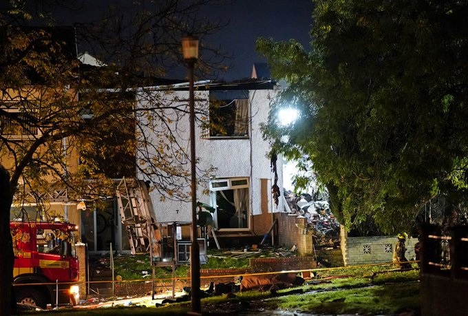 В Шотландии взрыв разрушил сразу несколько жилых домов: есть пострадавшие (ФОТО)  - фото 2