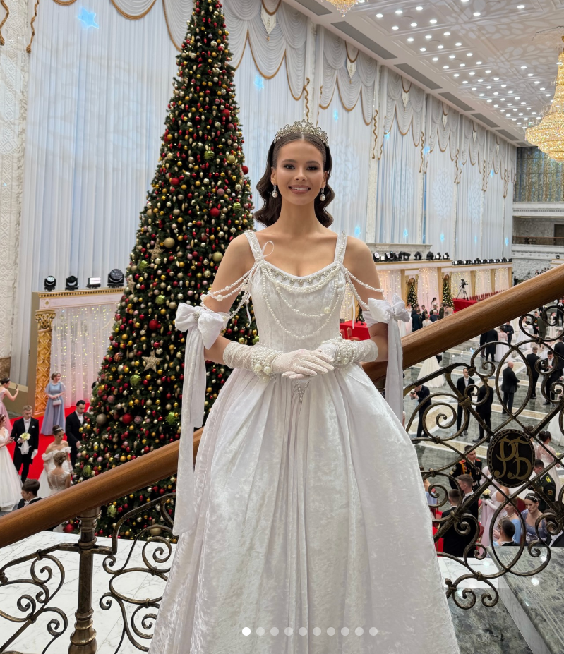 У Лукашенка помітили нову фаворитку: що відомо про 22-річну модель Алію Коротку (ФОТО) - фото 2