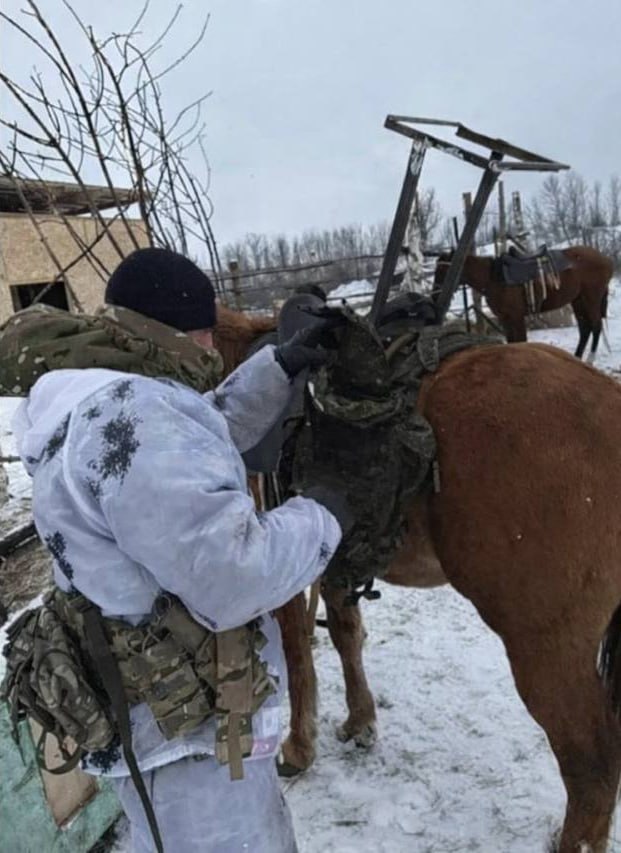 Росіяни застосовують FPV-коней на Старлінку (ФОТО) - фото 2