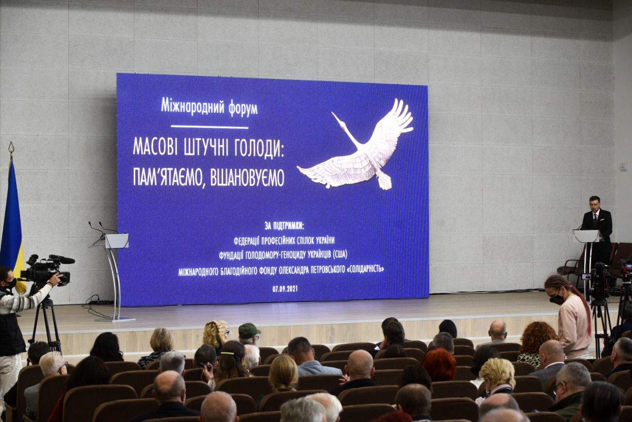 Музей Голодомора-геноцида открыл обновленную экспозицию  - фото 3