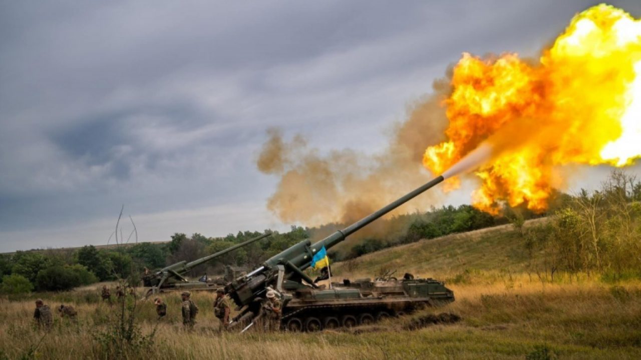 Огромная пушка, которая стоит на защите Украины: что известно о 2С7 «Пион» - фото 3