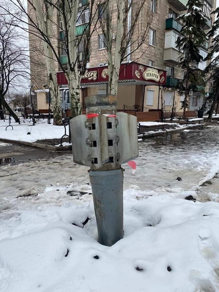 Обстрелы и разрушения инфраструктуры: какая ситуация в Луганской области - фото 2
