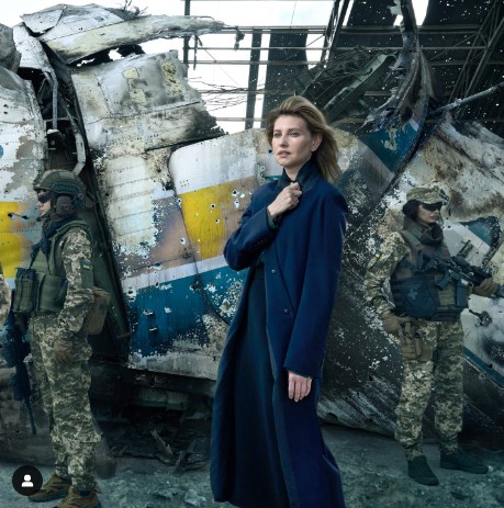 Vogue показав нову обкладинку з Оленою Зеленською та фото президентського подружжя - фото 3