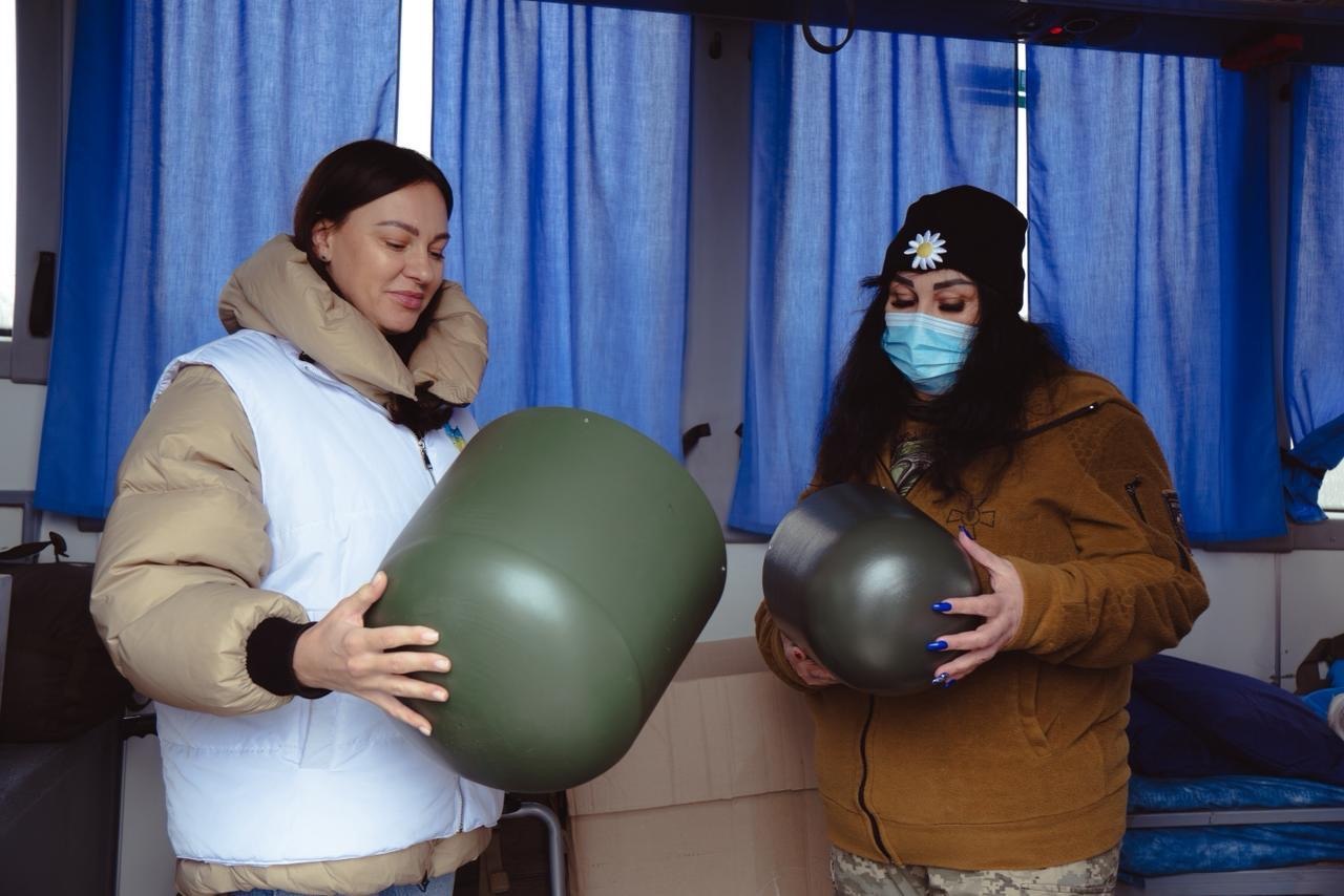 Медичні екіпажі для евакуації поранених підсилили обладнанням від фонду «Надія» і Валерія Дубіля - фото 2