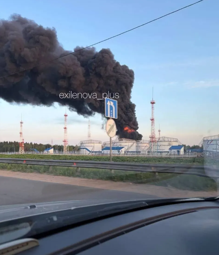 Москва здригалася від вибухів: росіяни в паніці після атаки дронів (ФОТО) - фото 2