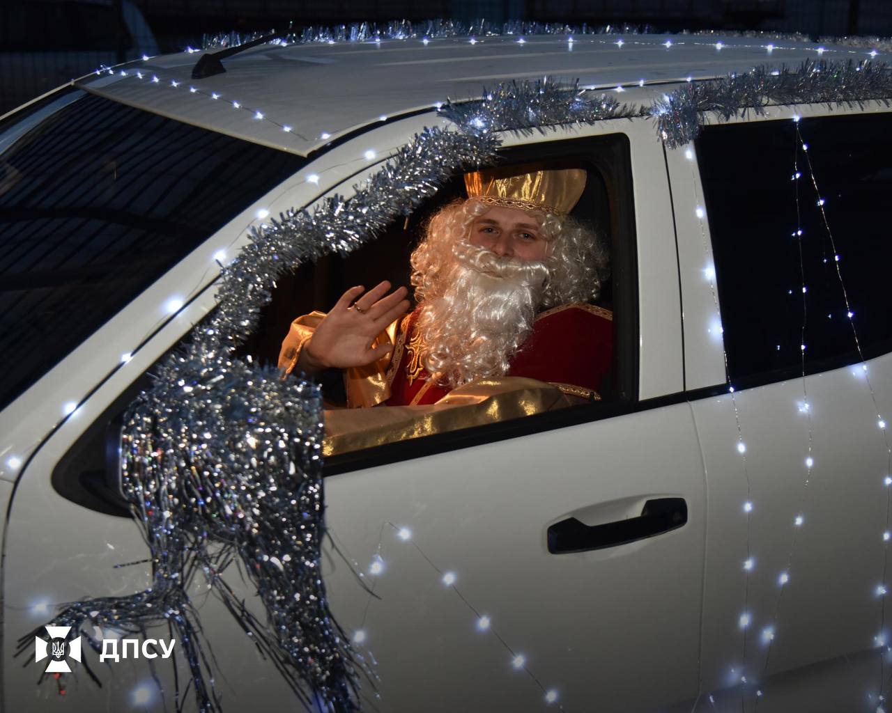 Прикордонники надали докази, що святий Миколай вже в Україні  - фото 2
