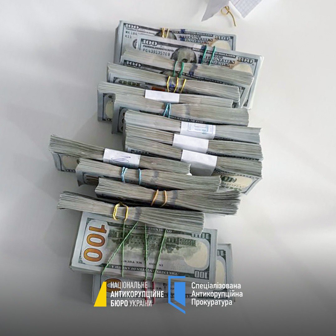 Экс-заместитель Кличко получил подозрение за “туалетные схемы”: ”Комментарии” узнали, о ком идет речь (ФОТО) - фото 2