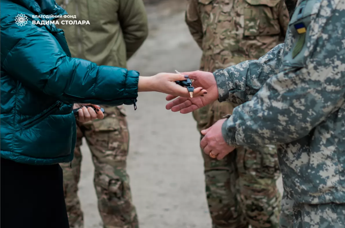 Бойцы группы БПЛА 3-й штурмовой бригады получили автомобили от Фонда Вадима Столара  - фото 2