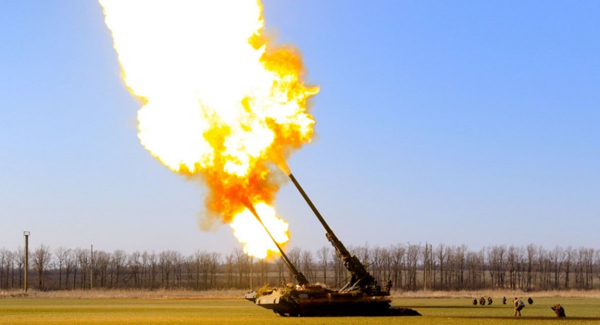 Величезна гармата, яка стоїть на захисті України: що відомо про 2С7 «Піон» - фото 5