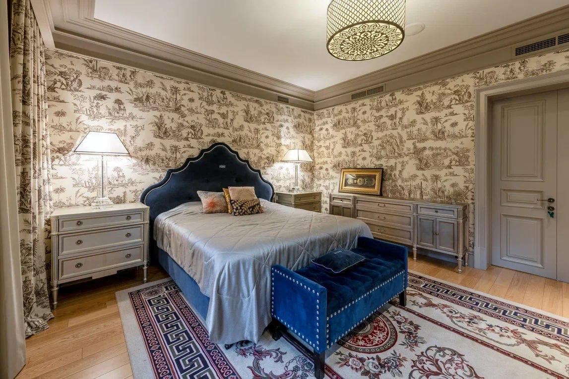  Любимый голливудский актер Путина продает дом в России: как он выглядит - фото 2